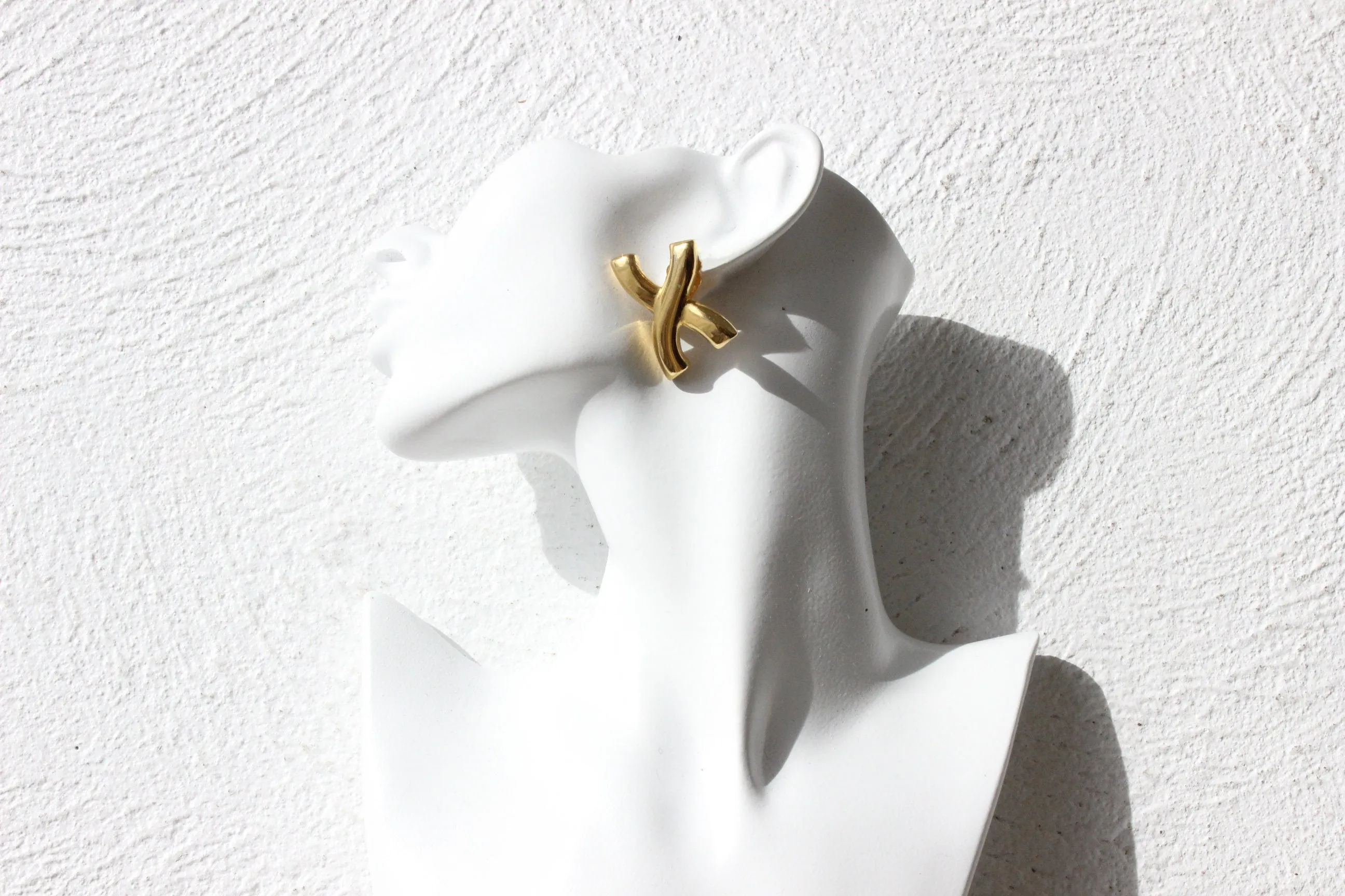 80s Baroque Gold 'X' Clip On Earrings