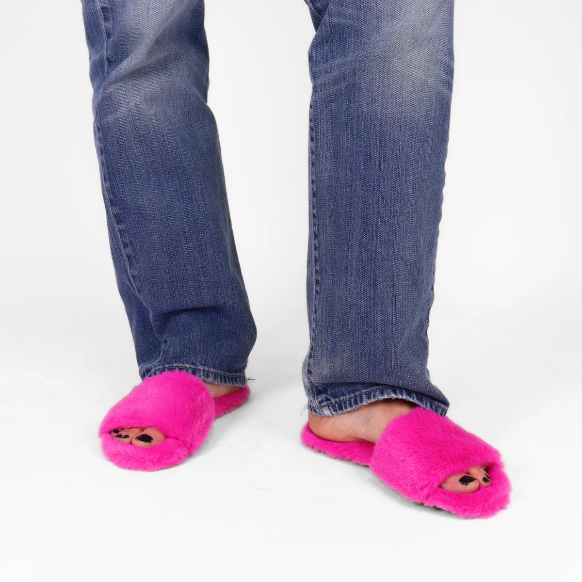 Averie Hot Pink