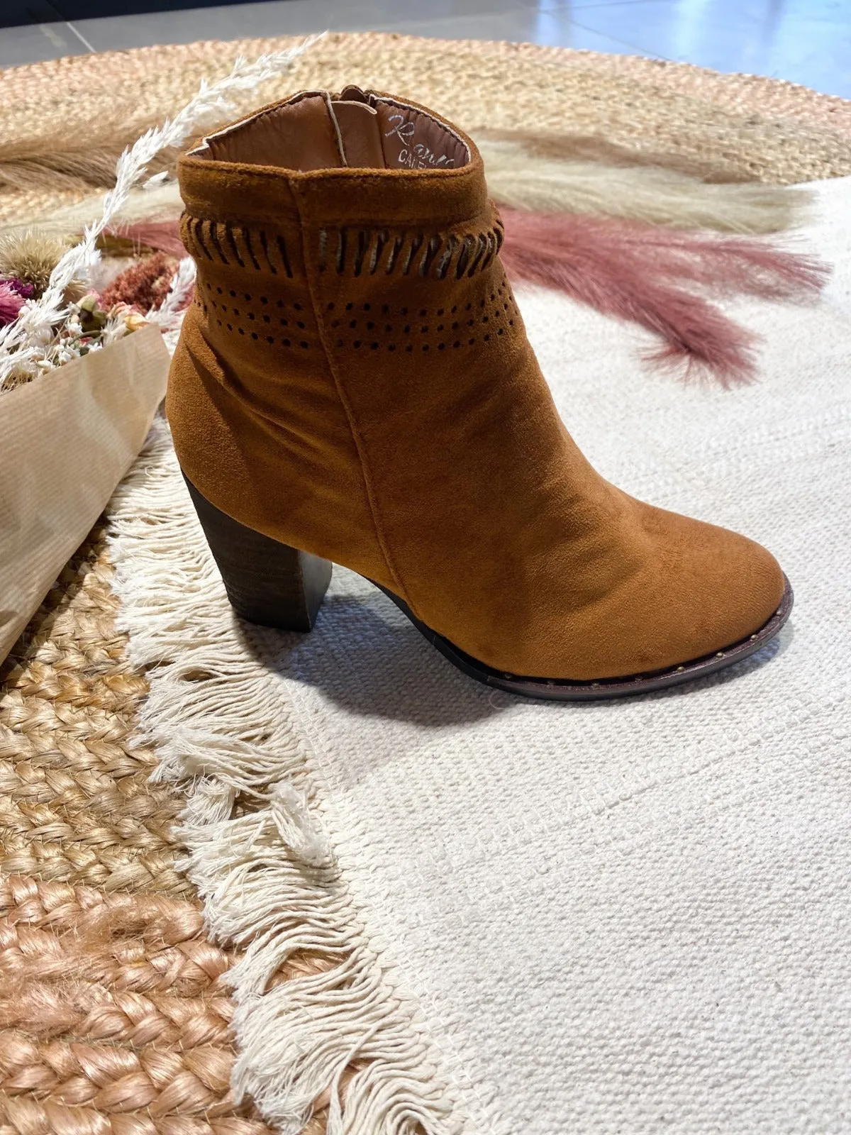 Cut Out Mid Heel Boot