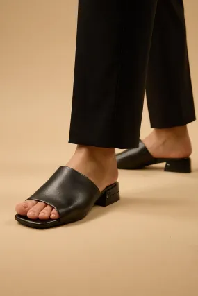 Emilia Black Matte