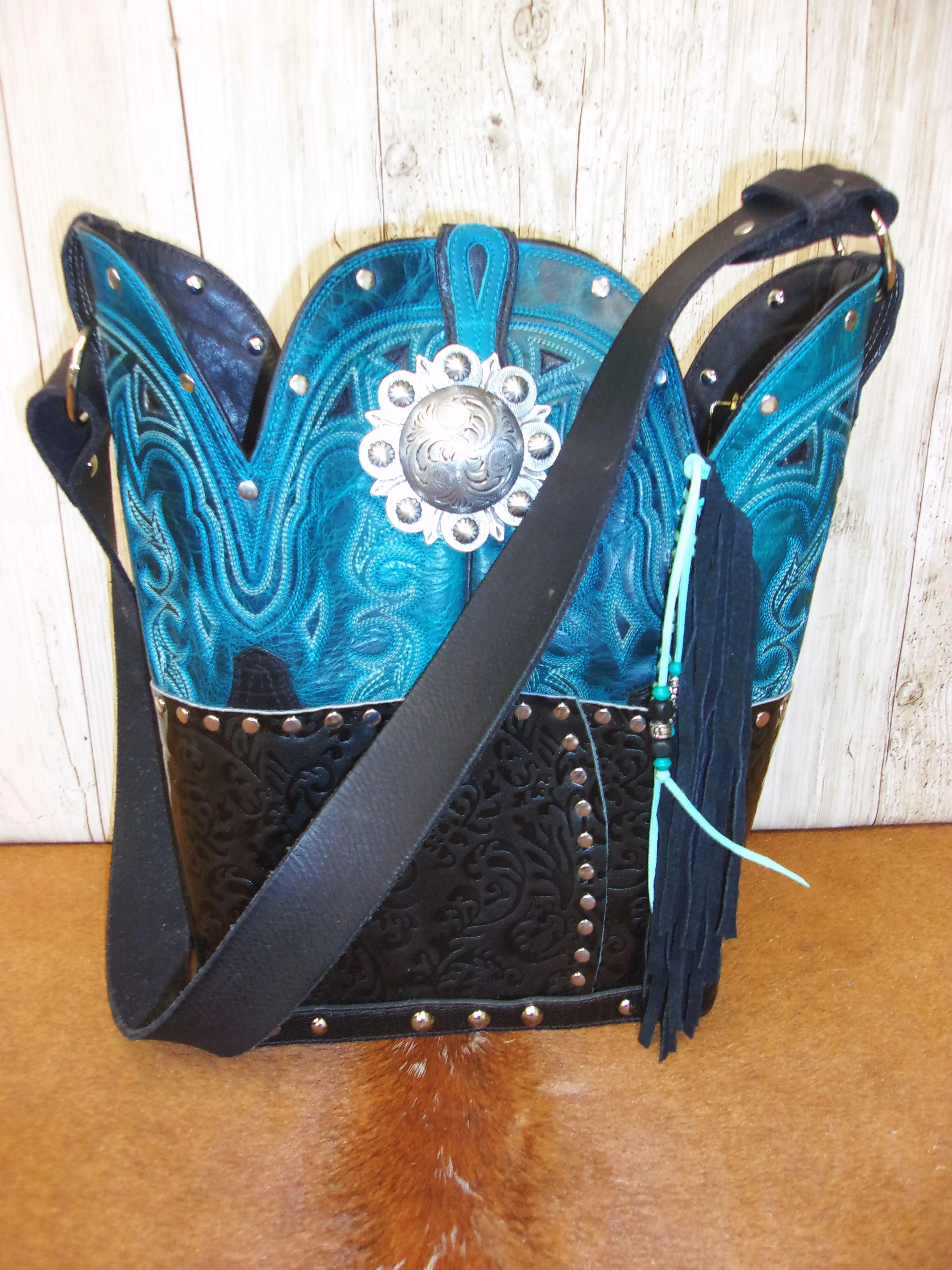 Top Shelf Cowboy Boot Purse with Fringe TS312