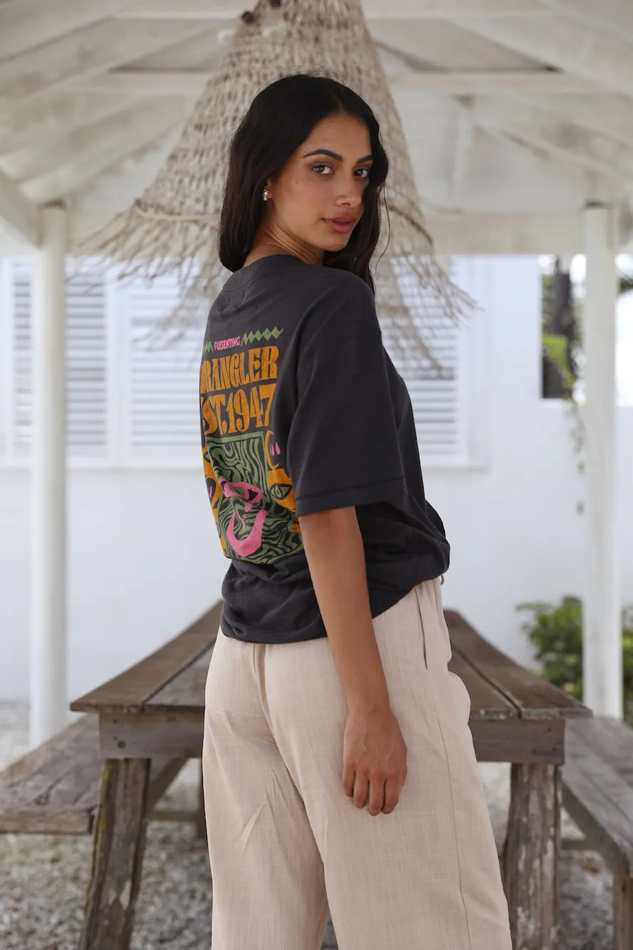 WRANGLER Aztec Camera Baggy Hemp Tee Worn Black